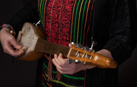 Indian (baul fakir) instrument workshops with Katalin Burns