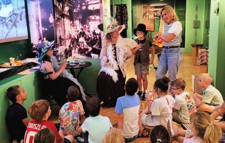 Mesés időutazás két generációval | Unoka-nagyszülő program