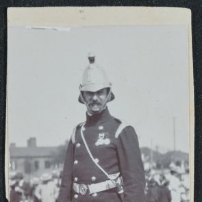 Tűzoltóparancsnok portréja