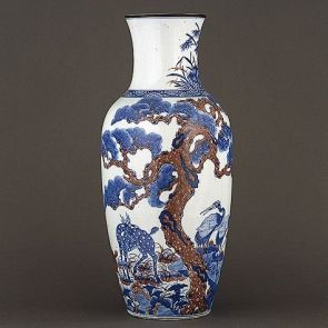 Vase with the symbol of long life