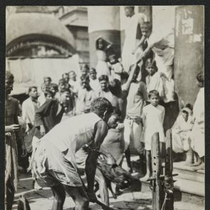 Kecskeáldozat a Kalighat templomban, Kolkata (Calcutta)