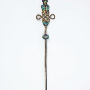 Hairpin with Buddhist good luck symbols