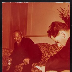 Ho Si Minh (Ho Chi Minh) interjú közben Patkó Imrével - Észak-Vietnám