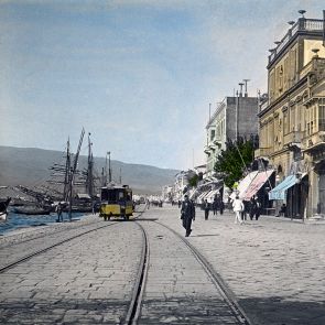 The harbour of İzmir (Kordon)