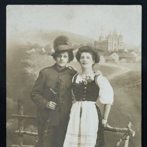 Szinell Katalin és Adél (Etus) portréja