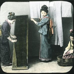 Japanese washing, hanging up, ironing