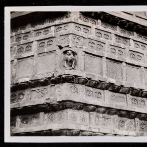 A lion also adorns the side of the Iron Pagoda, Kaifeng