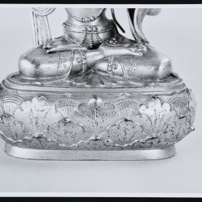 Lotustron. Detail of the object Manjushri Bodhisattva (inv. no. 79.43.1) - black and white photo
