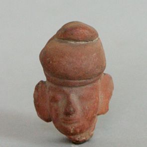 Male head. Terracotta fragment