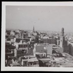 Cityscape, with a mosque and residential buildings nearby