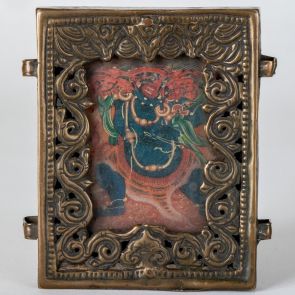 Amulet box with cakli depicted Mahakala