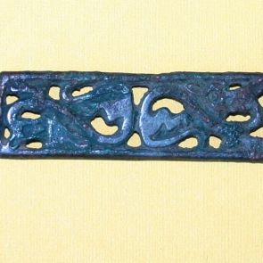 Belt plaque, with two coiled animal figures