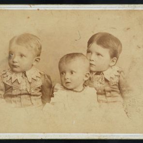 Szinell testvérek portréja