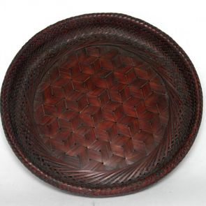 Bamboo plate with geometric pattern