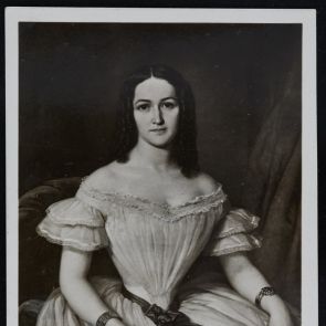 Hoffmann Edit fekete-fehér képeslapja Felvinczi Takács Zoltánnak Budapestről Kolozsvárra