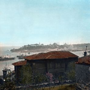 Konstantinápoly. Kilátás a galatai domboldalról. Szemben a történelmi félsziget