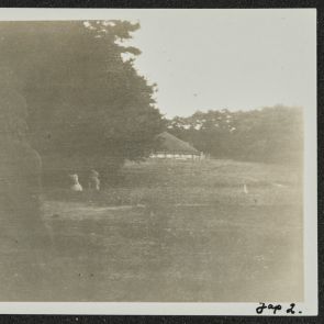 Sírőző kőszobrok, Keishu (Keishōhoku-dō), Korea, 1936