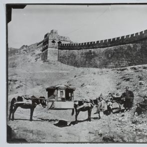 Ismeretlen: Hopp Ferenc a kínai nagy falnál