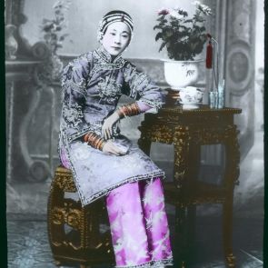 A sangháji nők viselete