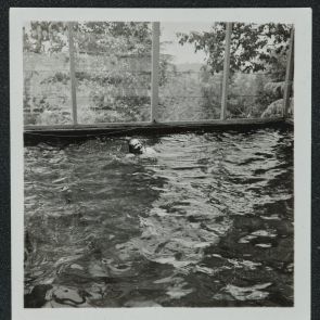 Marie-Antoinette in the swimming pool