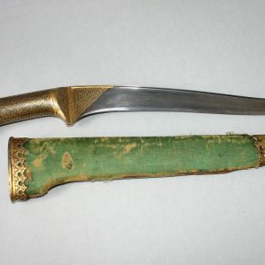 Knife (pesh-qabz) and scabbard