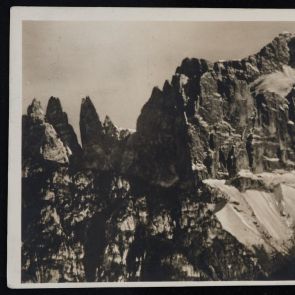 Aurél Stein's black-and-white postcard to Zoltán Felvinczi Takács from Bolzano