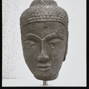 Black and white photo of Buddha head