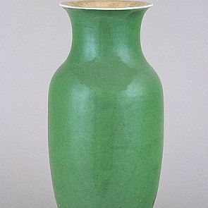 Vase with pea green glaze