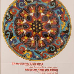 Poster for the exhibition "Chinese Diaphragm Enamel" at the Rietberg Museum in Zurich
