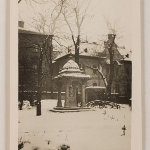 Shiva (Brahma) in the shrine, in the garden of Ferenc Hopp's villa, with the bridge, in winter