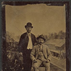 Lajos Schöne's bequest: Portrait of an unknown standing and seated man