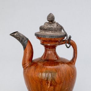 Ceramic teapot