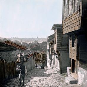 Street in Üsküdar, with Eski Valide Mosque