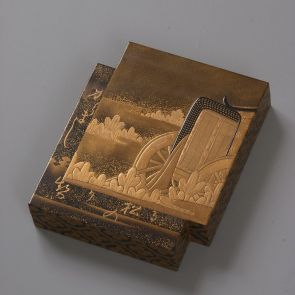 Double rectangular box with lid, decorated with carriage motif
