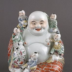Laughing Buddha with five children