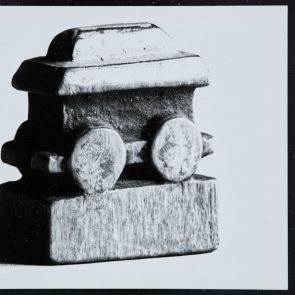 Mongol sakk figura fotója (Terge, kocsi, európai megfelelője a Bástya) - sajtómegjelenéshez készült fotó