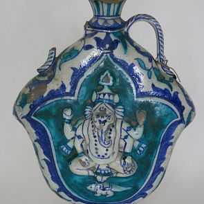 Vase with handles and with tulip-shaped decoration