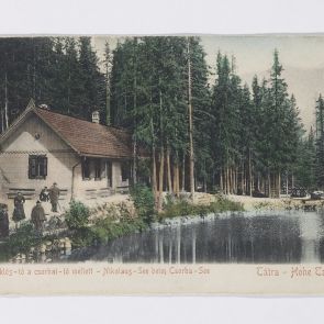 Szinell János üvegkereskedő képeslapja Hopp Ferencnek a Csorba-tó mellől, Miklós-tóról.