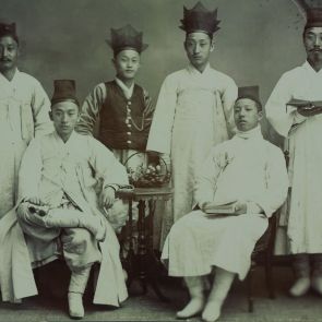 Koreai férfi fejviseletek