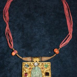 Necklace with Durga-medalion