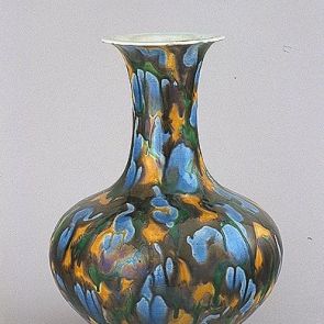 Vase covered with flambé glaze