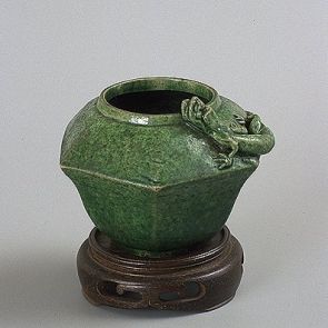 Hexagonal vessel with dragon motifs