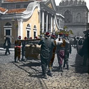 Constantinople. Porters in the city centre