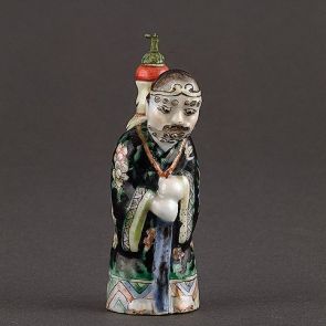 Snuff bottle in the shape of a standing immortal (Li Tieguai)