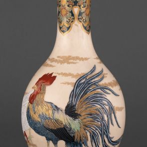 Vase with hen and rooster motifs
