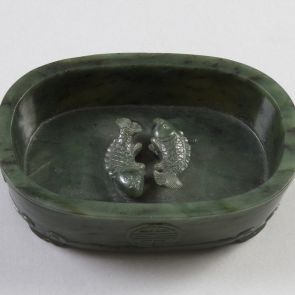 Brush-washer bowl with double fish carving on the inside