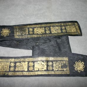 Black silk belt with gold motif