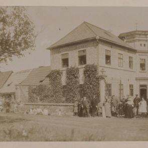 Group portrait on the street of Fulnek, in front of the school