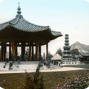 Szöul. A hétemeletes márvány pagoda