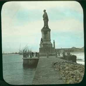 Statue of Lesseps on the pier